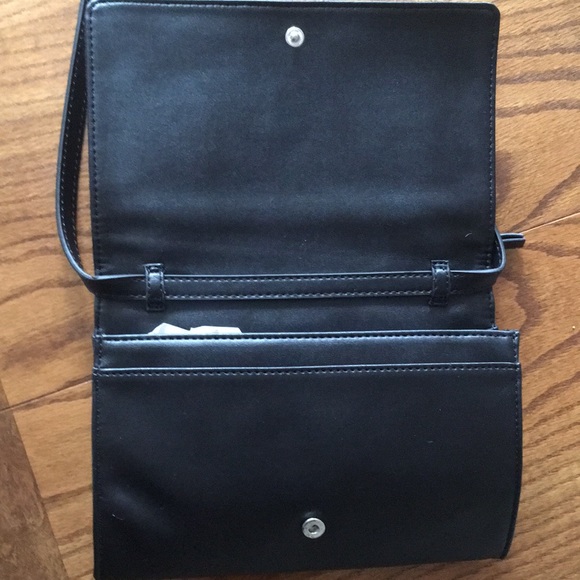 Black Crossbody George Purse - Picture 3 of 5